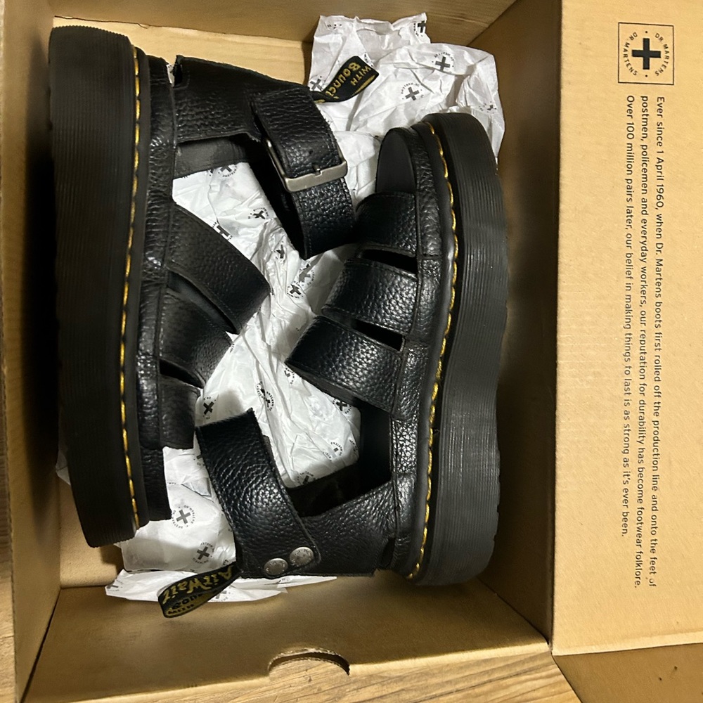 Clarissa 2 Quad Dr Martens Uk 3 Us 5. These run big. Normally wear a 6.